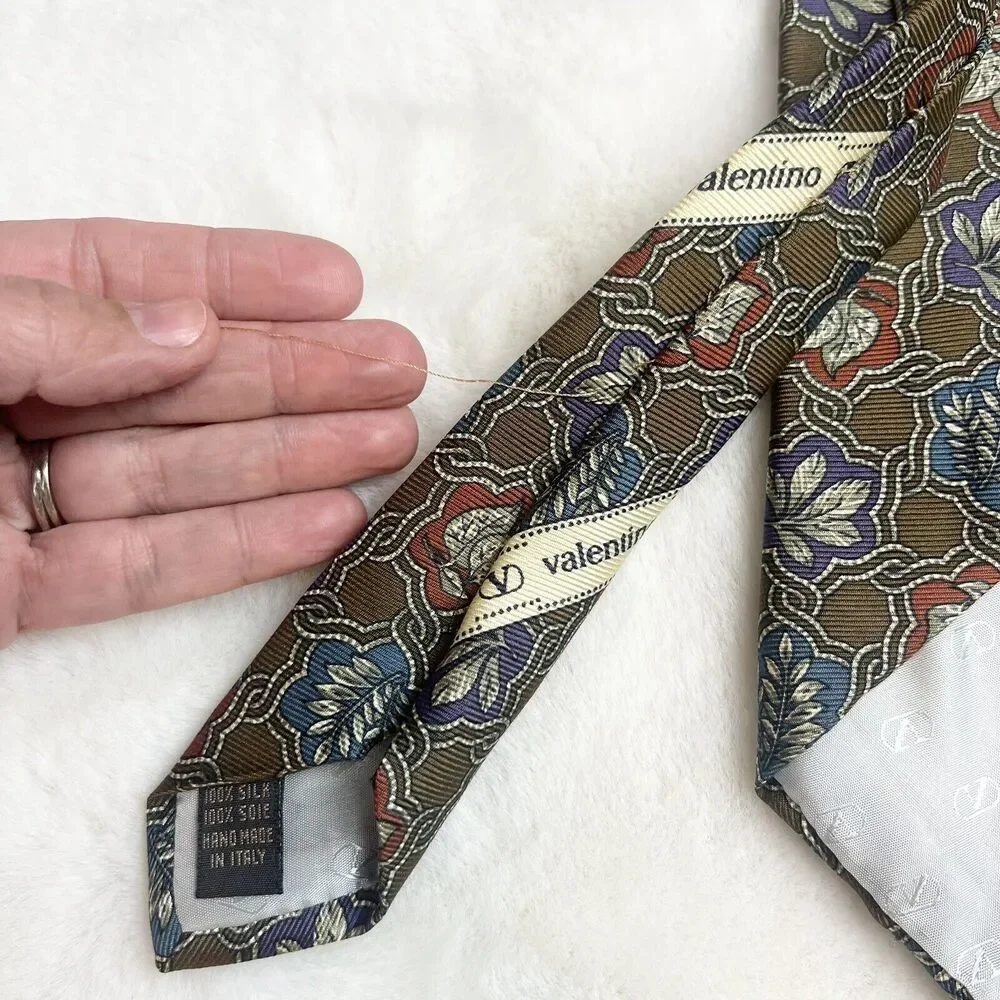 Valentino Vintage Silk Tie Green Red Blue Floral Hand Made In Italy